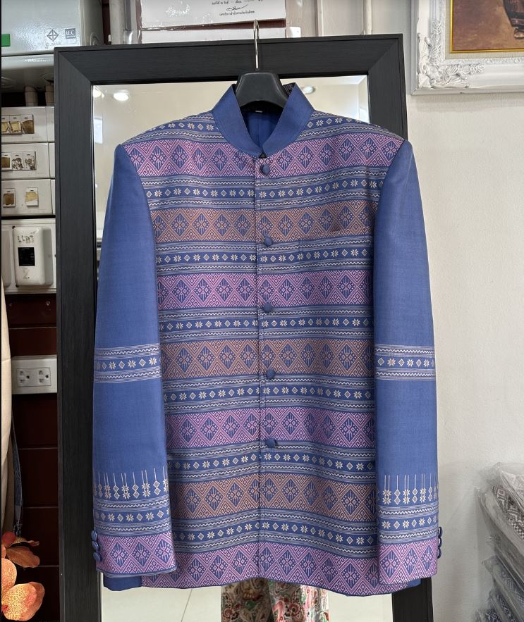 เสื้อสูทคอพระราชทาน แขนยาว ไหมแพรวา สีน้ำเงินคราม รหัส DM-BM-0201681