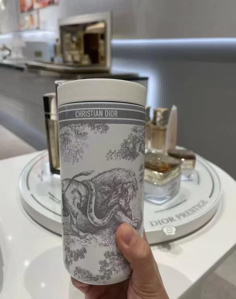 Dior Platinum Birthday Gift Temperature Control Tumbler พร้อมถุง และกล่องDior แก้วน้ำ