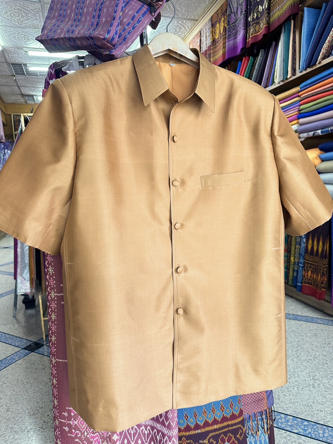 เสื้อซาฟารี คอปก ผ้าพื้น สีน้ำตาล ไซส์ 3XL รอบอก 49นิ้ว รหัส DS-074