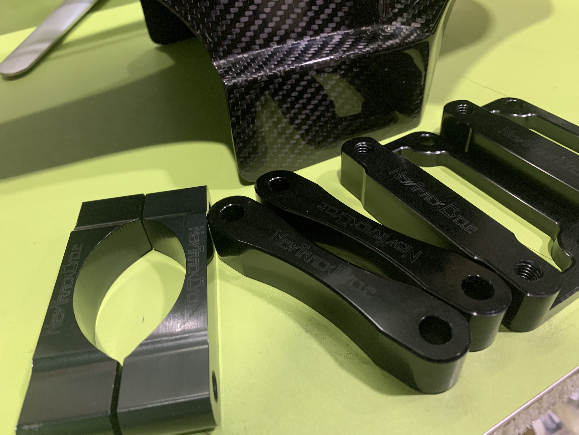 Mid-length Front Fender for 19-21˝ Tire
