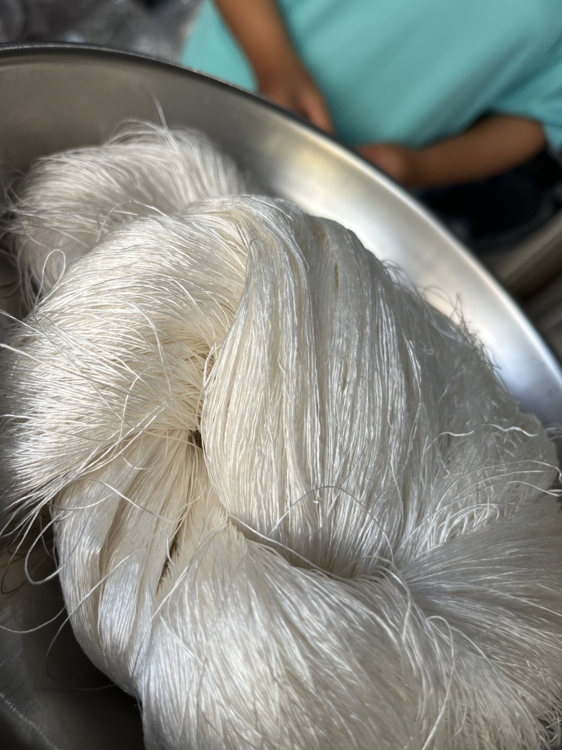 เส้นไหมฟอก (1ไจ) ไหมแท้100% สีขาว รหัส AA-1112680