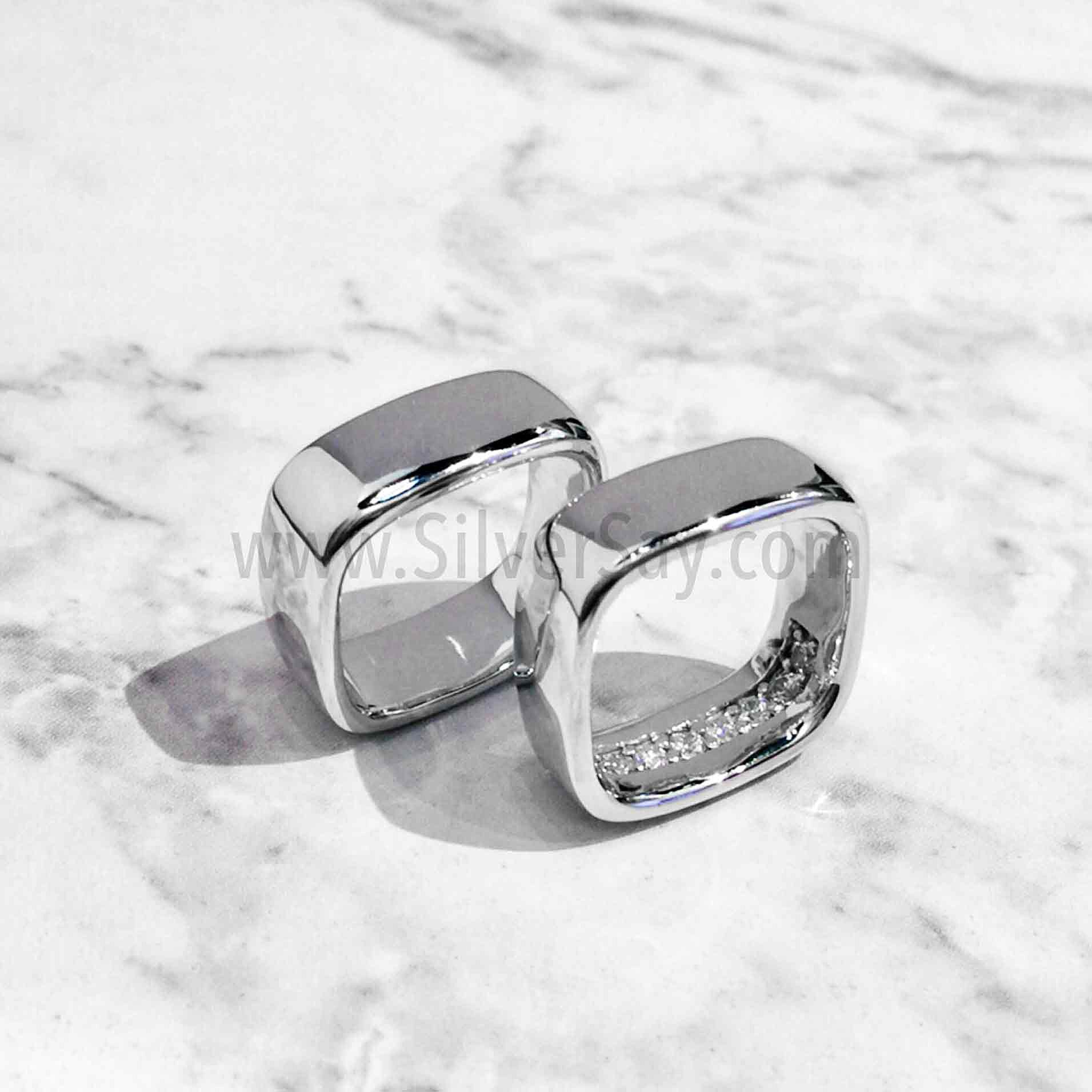 แหวนทรงสี่เหลี่ยมมนเกลี้ยง และแหวนแก้เคล็ด-ซ่อนเพชร 9 เม็ด เงินแท้ 925 ชุบทองคำขาว