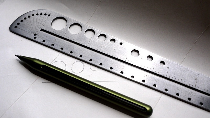 ไม้บรรทัดเขียนแบบ ทรงมีดมาเชเต้ ค่าย EDC GEAR