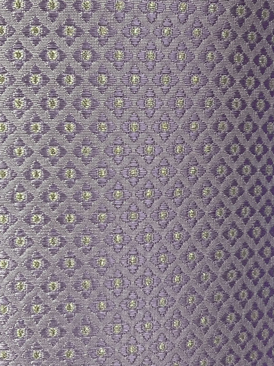 (ผ้าชุด)ผ้าไหมยกดอกลำพูน เกาะเชิงดิ้นเงิน ขนาด 1.03x4.40เมตร ลายอินเดีย พื้นสีม่วงพลาสเทล รหัส N90-29-TR0536