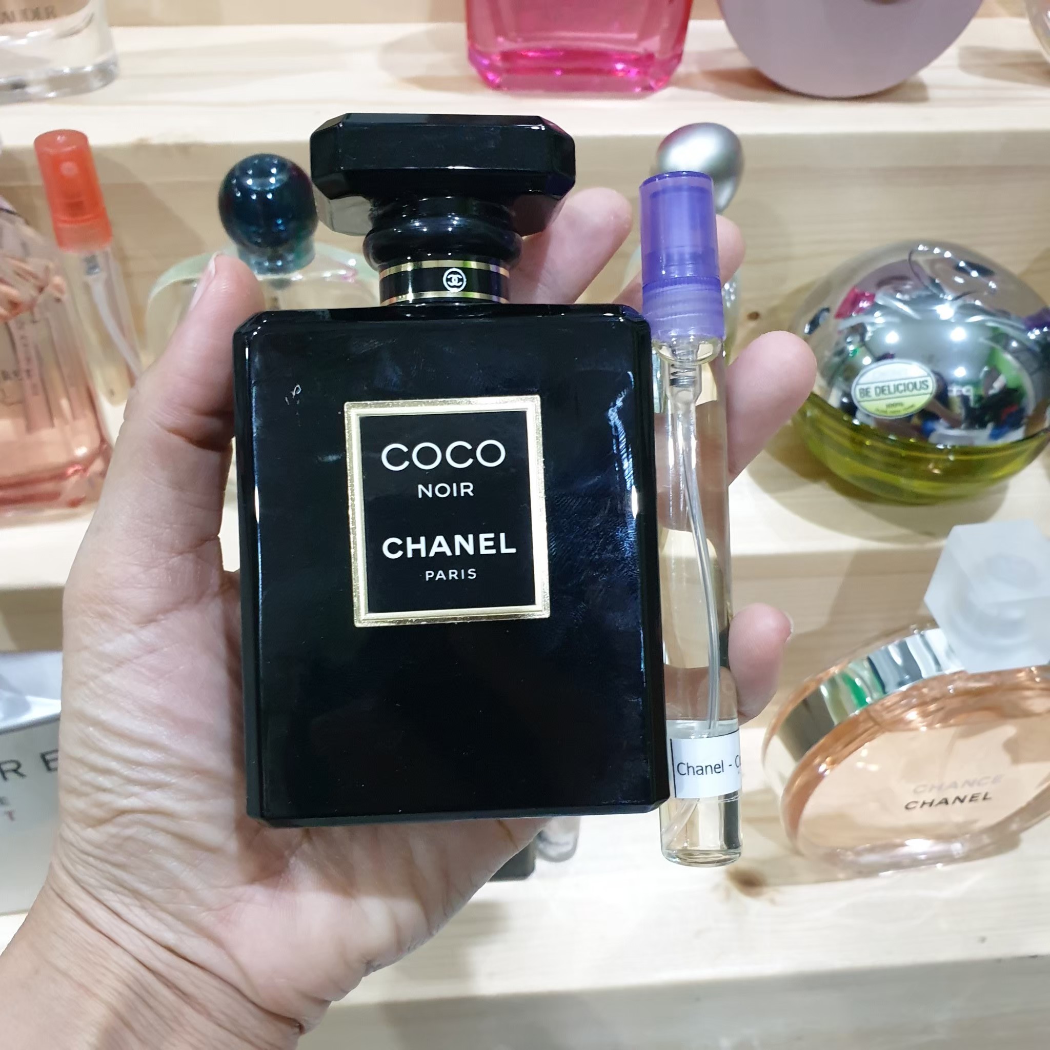 น้ำหอมแท้แบ่งขาย Chanel Coco Noir for Women EDP 💕Travel Size แบบทดลอง