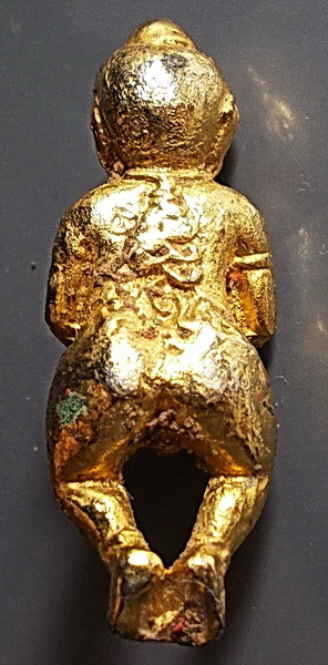 กุมารทองเทพ หลวงพ่อกวย ชุตินฺธโร วัดโฆสิตาราม จ.ชัยนาท รุ่นฝังลูกนิมิต ปี 2521