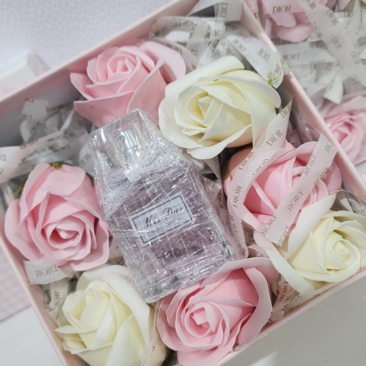 น้ำหอมแท้ Christian Dior Miss Dior Blooming Bouquet 30ml Box Set Rose กล่อง limited • ดอกกุหลาบ • ถุง dior น่ารักเกินเบอร์