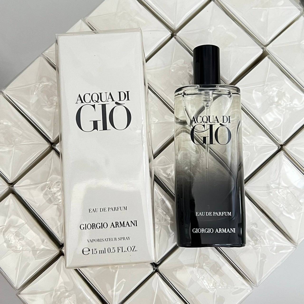 น้ำหอมจิ๋วมินิ Giorgio Armani ACQUA Di Gio Pour Homme EDP 15ml ( Mini Perfume น้ำหอมขนาดพกพา) น้ำหอมจิ๋วมินิแบบทดลองแบบสเปรย์ พกพาก็สะดวกใช้ฉีดตามจุดชีพจร