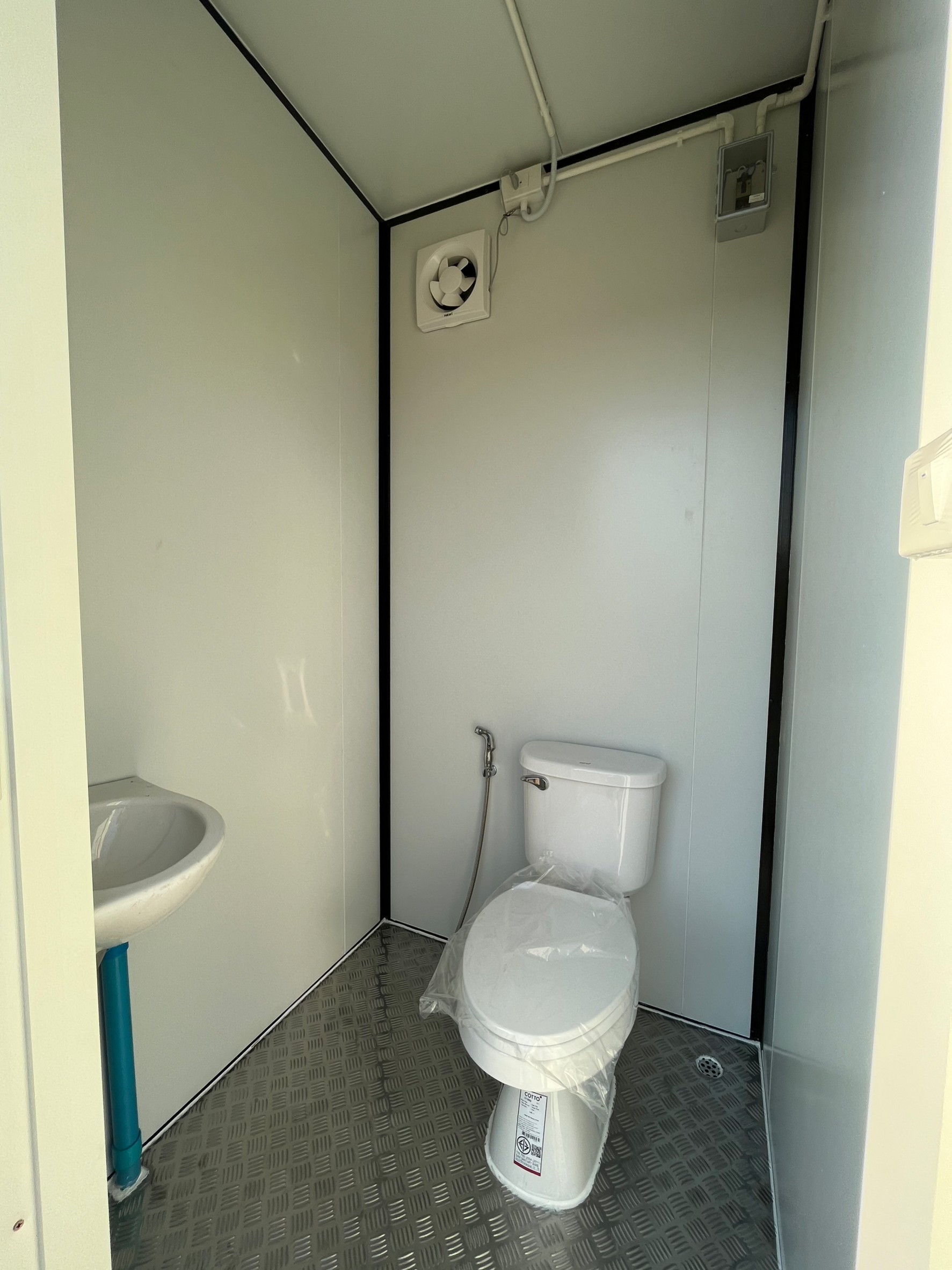 ห้องน้ำสำเร็จรูป ห้องน้ำเคลื่อนที่ 1.20x1.20x2.50 เมตร