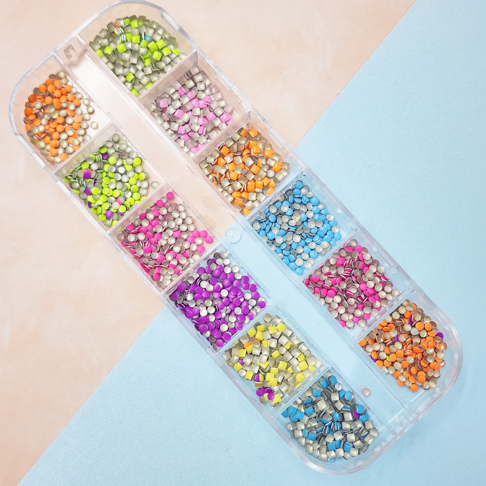 หมุดติดเล็บ อะไหล่ตกแต่งเล็บ โลหะติดเล็บ หมุดหลากสี