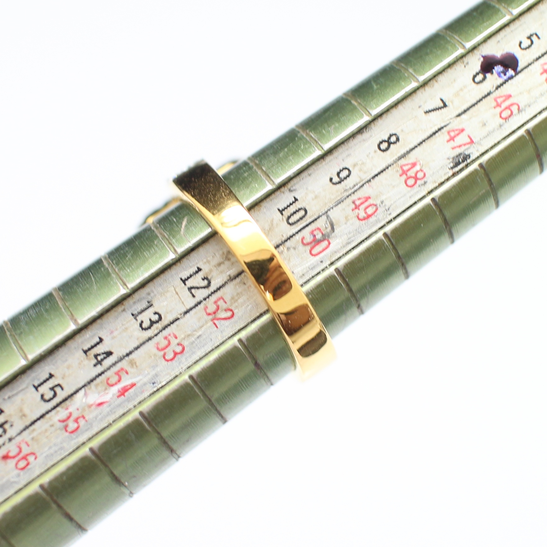 RG250590 แหวนมรกตล้อมเพชร 2 ชั้น เพชรแท้ 1.04 กะรัต มรกต 2.19 กะรัต ทองแท้ 9k นน.รวม 4.7 กรัม ขนาดแหวน 51