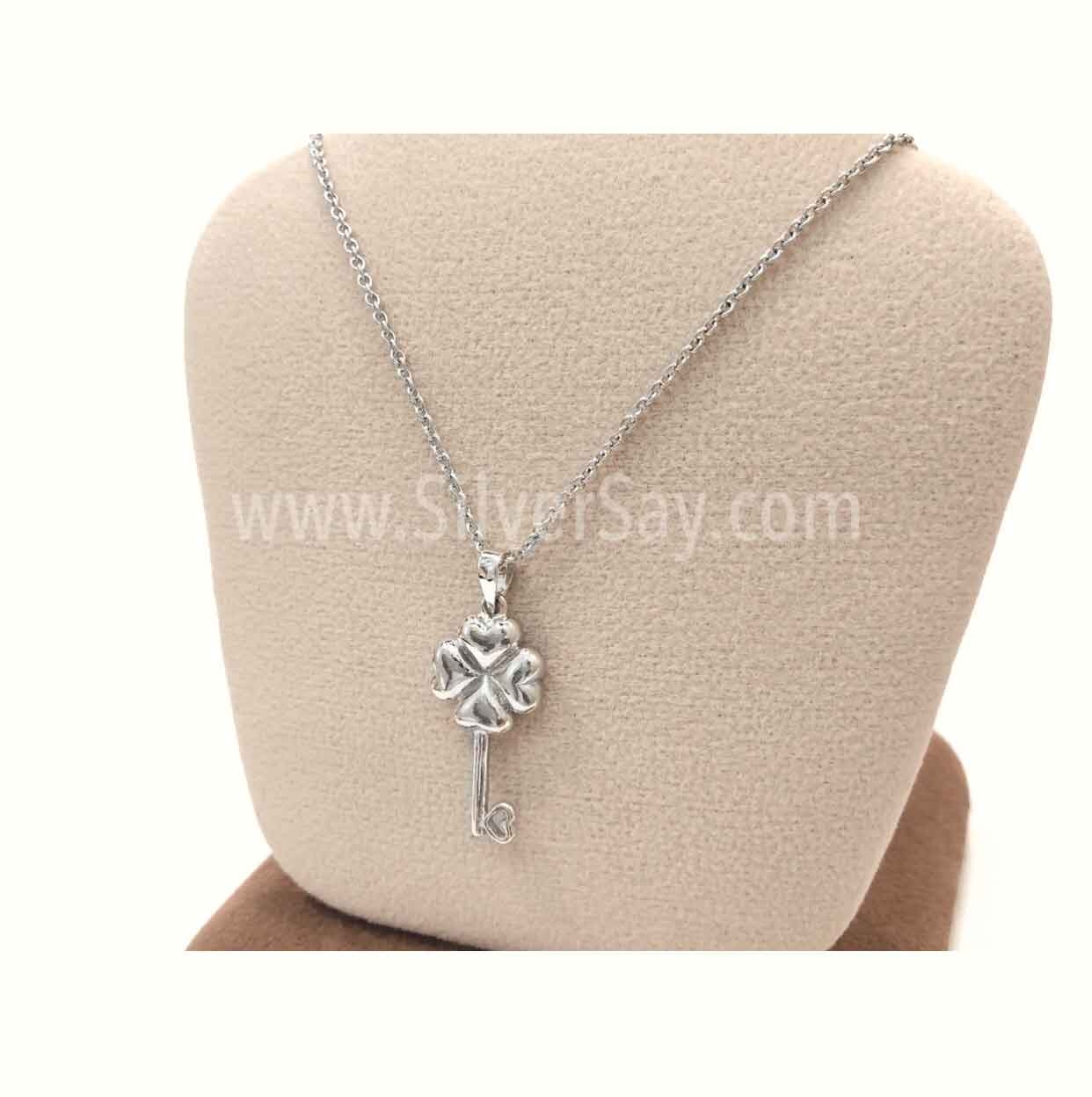 จี้กุญแจหัวใจรูปใบโคลเวอร์ Clover 4/แบบเกลี้ยง