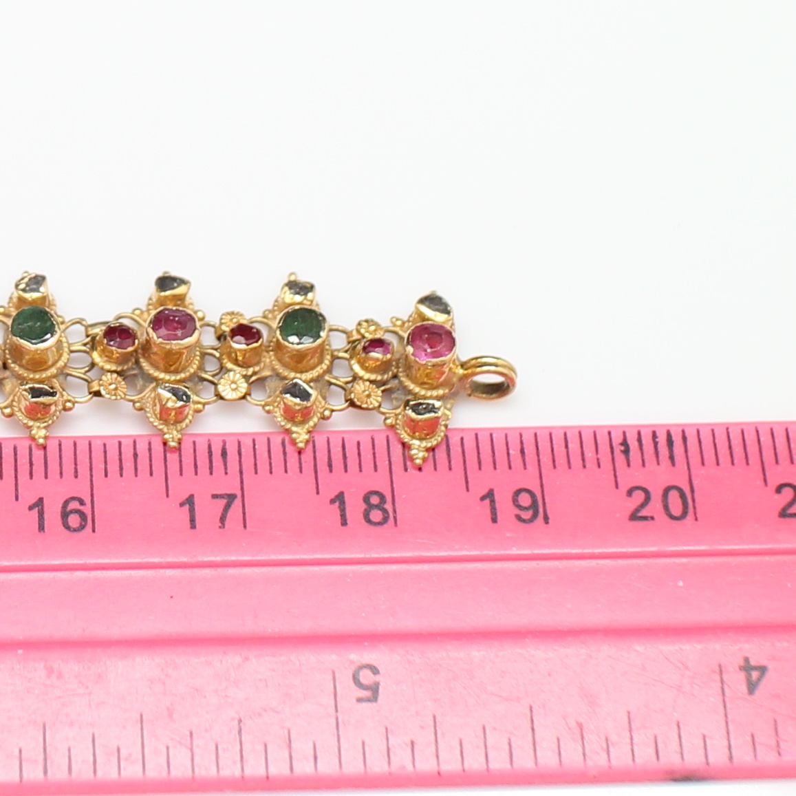 BL25084 สร้อยข้อมือสังวาลย์สามสี ทับทิม มรกต เพชรซีก ทองแท้ 90% นน.รวม 20 กรัม ยาว 19 ซม. งานเก่า สวย