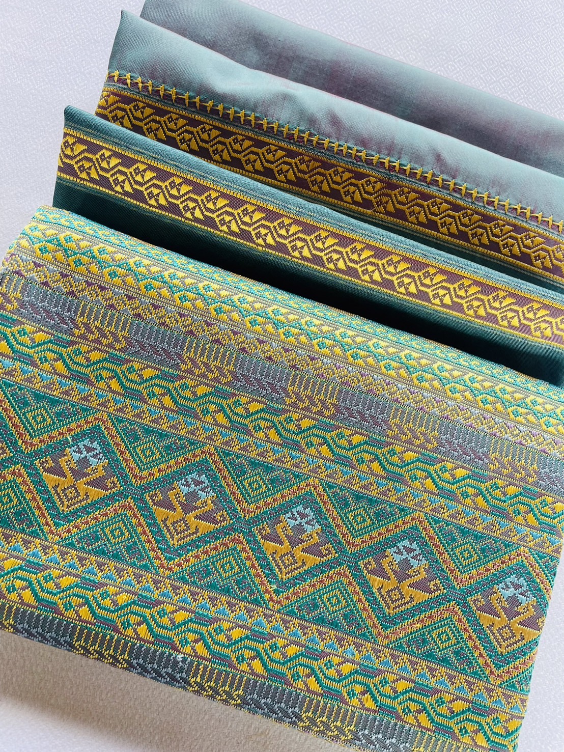 ซิ่นตีนจก ผ้าไหมทั้งผืน (ยืนไหม พุ่งไหม จกไหม) โทนสีฟ้าเขียว รหัส N9-105-0507686