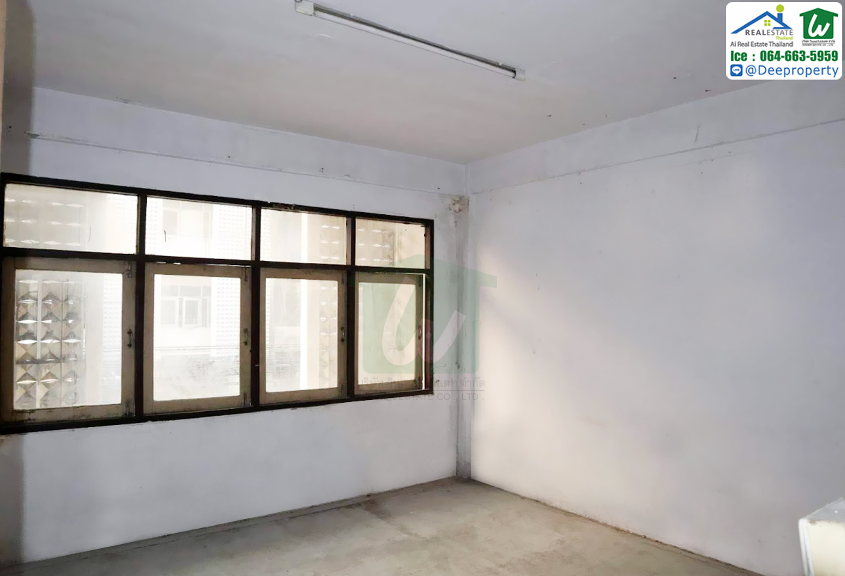 💵ขายถูก‼ ตึกแถว อาคารพาณิชย์ 4.5 ชั้น รวมดาดฟ้า ติดแยกเหม่งจ๋าย รัชดา ห้วยขวาง เหมาะซื้อเพื่อรีโนเวทขาย ปล่อยเช่า หรือ เปิดทำธุรกิจ คืนทุนเร็ว