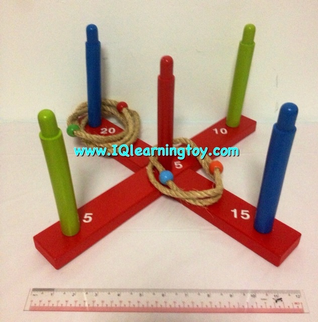 ของเล่นไม้ - เกมโยนห่วง 5 ห่วง (Ring Toss Game) ฝึกทักษะสายตาและการบังคับมือ เพื่อการกะระยะทาง การแยกสี ส่งฟรี