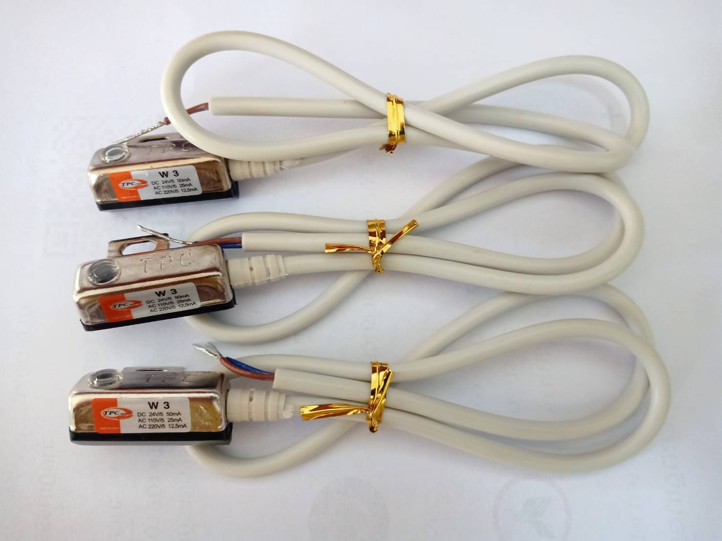 TPC AUTO SWITCH REED SWITCH SENSOR D-A54K W5 ราคารวม VAT 7%