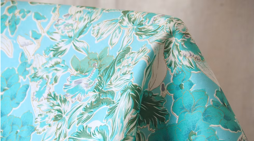 ผ้าพันคอไหมพิมพ์ลาย สี่เหลี่ยมจัตุรัส ขนาด 100x84ซม.ลายดอกไม้ สีฟ้า รหัส ZTG-CT-103375