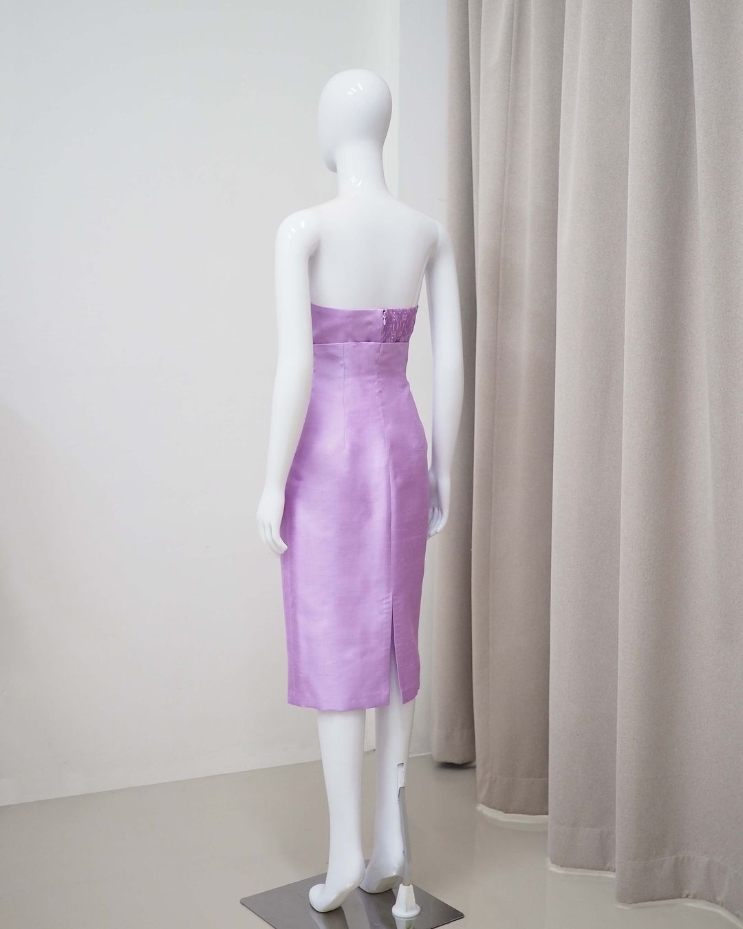 แบบตัดชุด แยกชิ้น เสื้อ+กระโปรง ผ้าไหม (ไม่รวมผ้า) chobmai x JHN รหัส CUT-51-071467