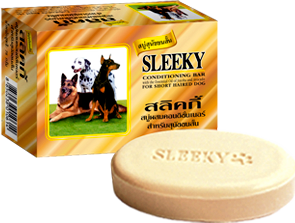 สบู่ก้อนอาบน้ำหมาสูตรผสมคอนดิชั่นเนอร์ ยี่ห้อ SLEEKY สำหรับสุนัขขนสั้นทุกสายพันธุ์