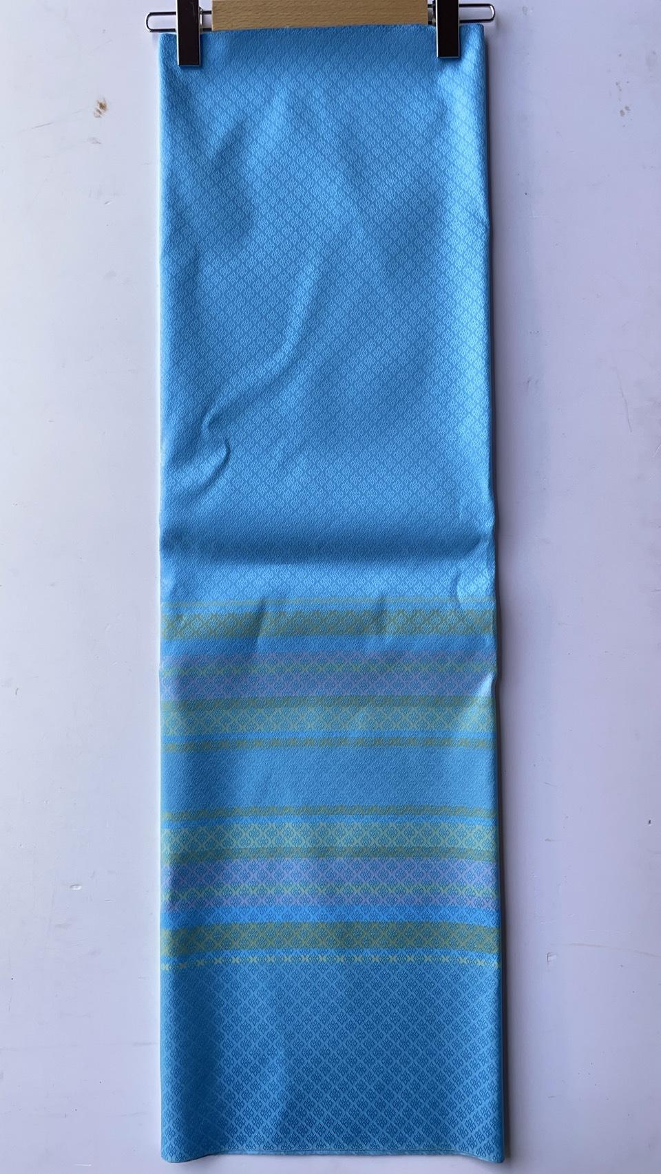 ซิ่น ผ้าไหม ยกดอกมีเชิง ขนาด 1x2หลา ไหมแท้ เฉดสีฟ้า รหัส B7-NY-1001681