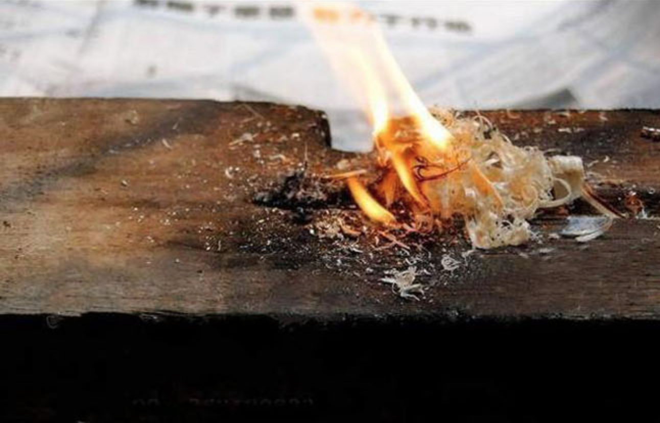 ชุดจุดไฟ -magnisium fire starting tool