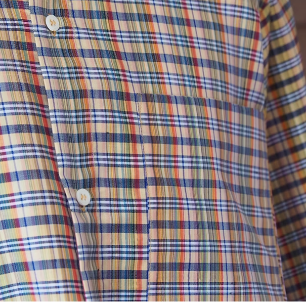 เสื้อเชิ้ตแขนยาว ผ้าไหมลายสก๊อต สีเทาสลับสีเหลืองไข่ รหัส DN-CT-SKU100860