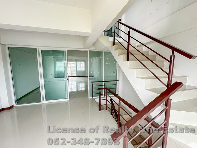 ขาย / ให้เช่า อาคารพาณิชย์ 3.5 ชั้น หลังมุม ติดหน้าโครงการ หมู่บ้านประชาสุข เลคแอนด์มอลล์ แสมดำ พระราม 2 บางขุนเทียน