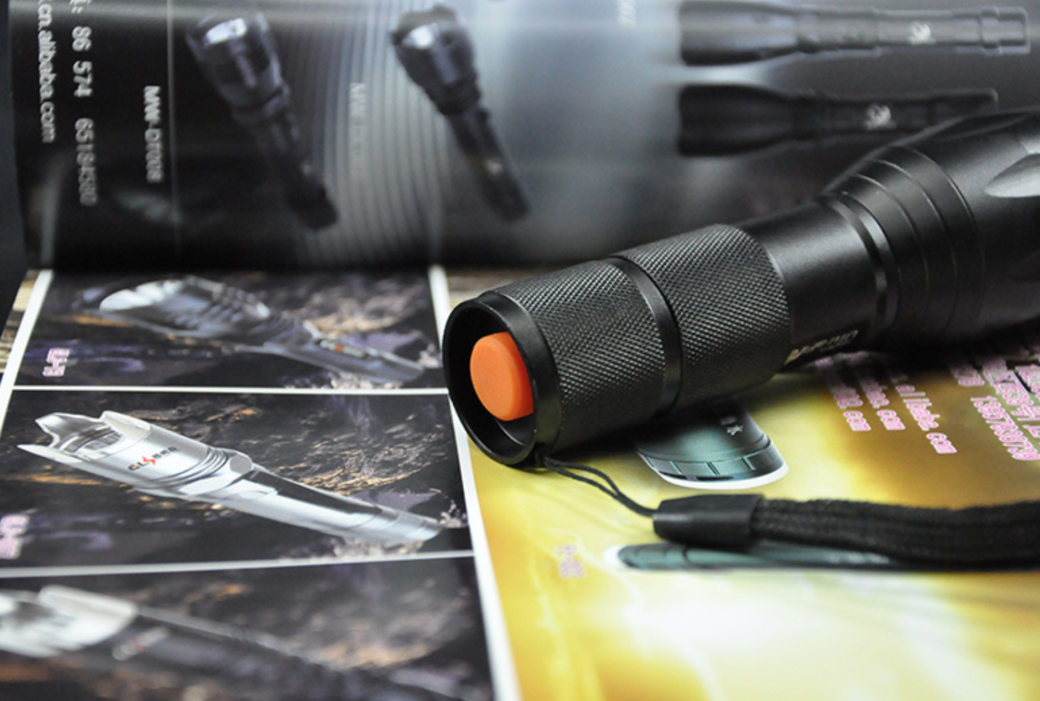 ไฟฉาย turbo light ครบเซ็ต (หลอด cree XML-T6 : 5 โหมด)