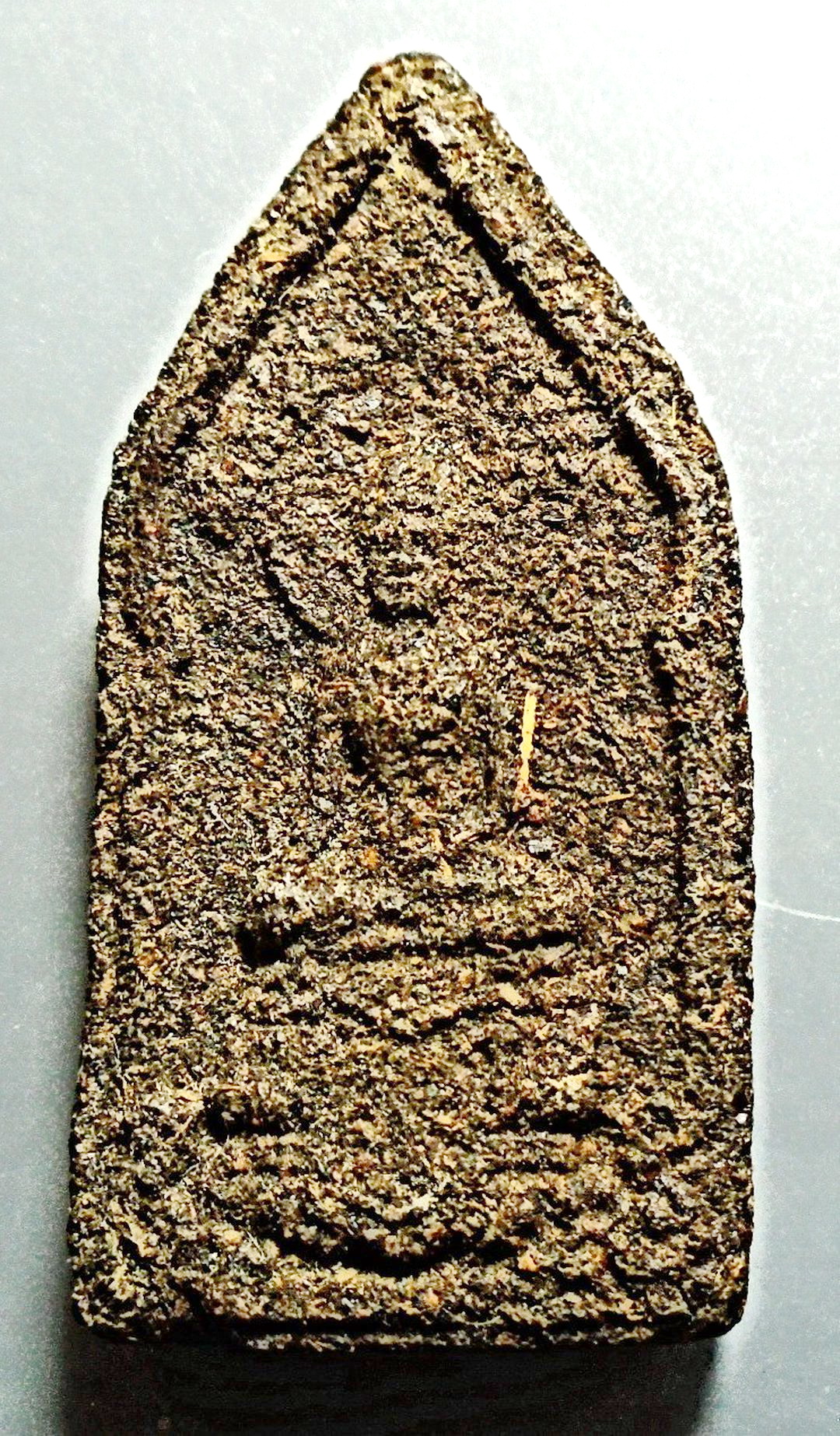 พระพุทธมหาปฐวีธาตุ หลวงปู่คำพันธ์ เนื้อผงเกสรหลังยันต์ ปี 2530