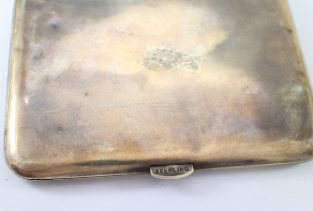 SI142 ตลับเงินอังกฤษ เงินแท้ นน. 114.4 กรัม กว้าง 7.8 cm ยาว 10 cm