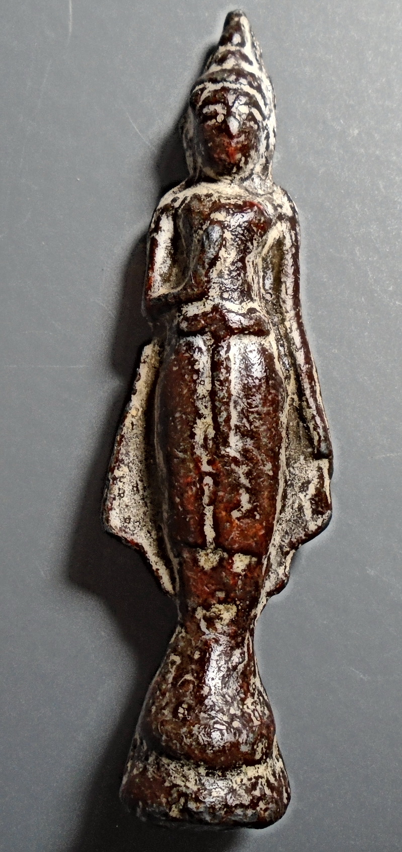 พระเนื้อชิน กรุวัดเลียบ ปางประทานพร