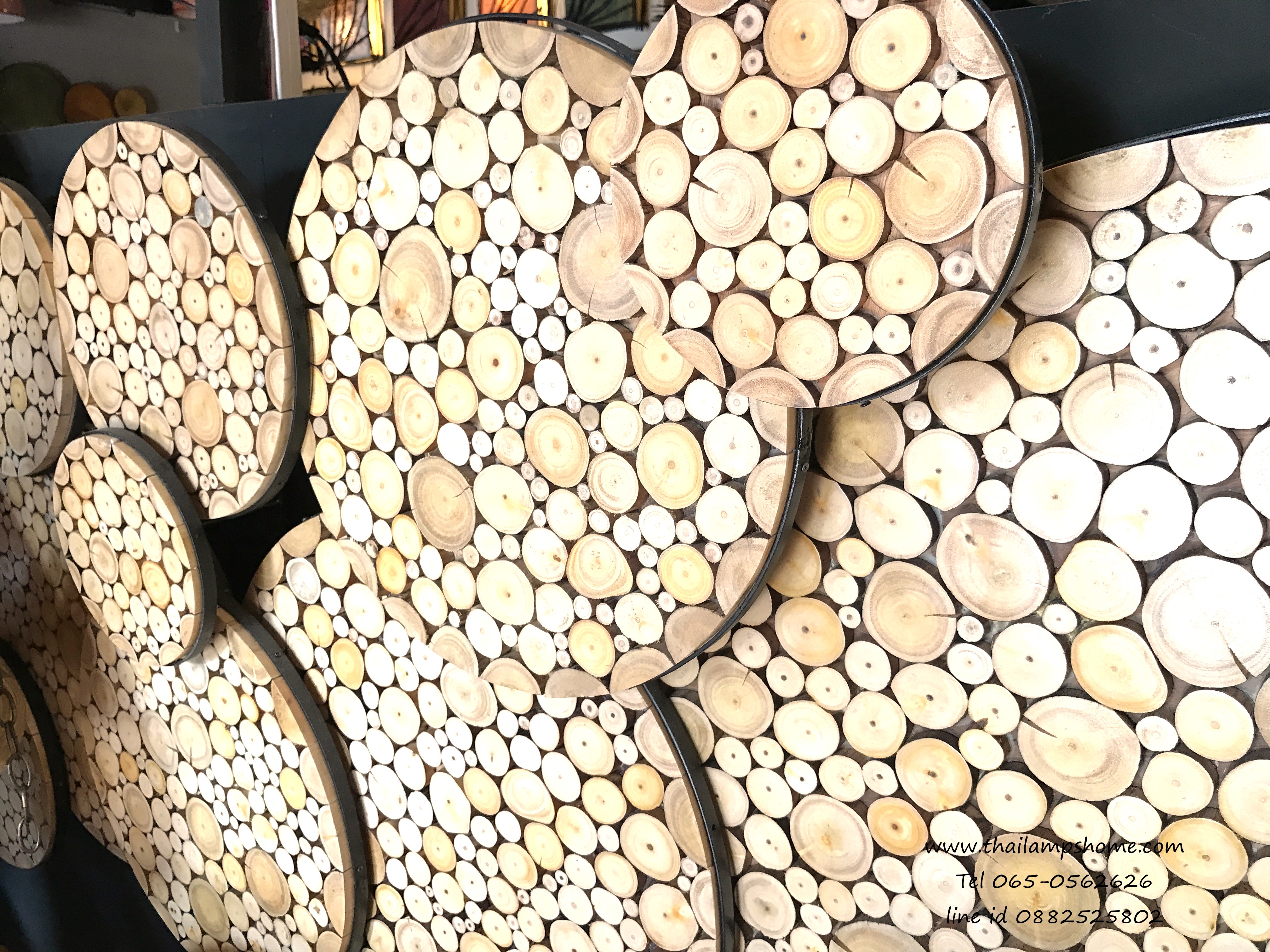 โคมไฟไม้มะขาม (Spalted Tamarind Wood Wall Lamp)