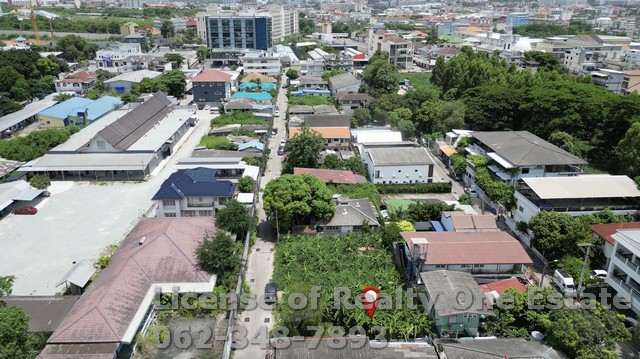 ขายที่ดิน แปลงสวย ทำเลทองใจกลางพัทยาใต้ ซอย 8 หนองปรือ บางละมุง ชลบุรี