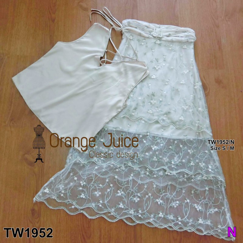 เซต 2 ชิ้น เสื้อซาติน+กระโปรงตาข่ายปักดอก งานป้าย Orange juice TW1952