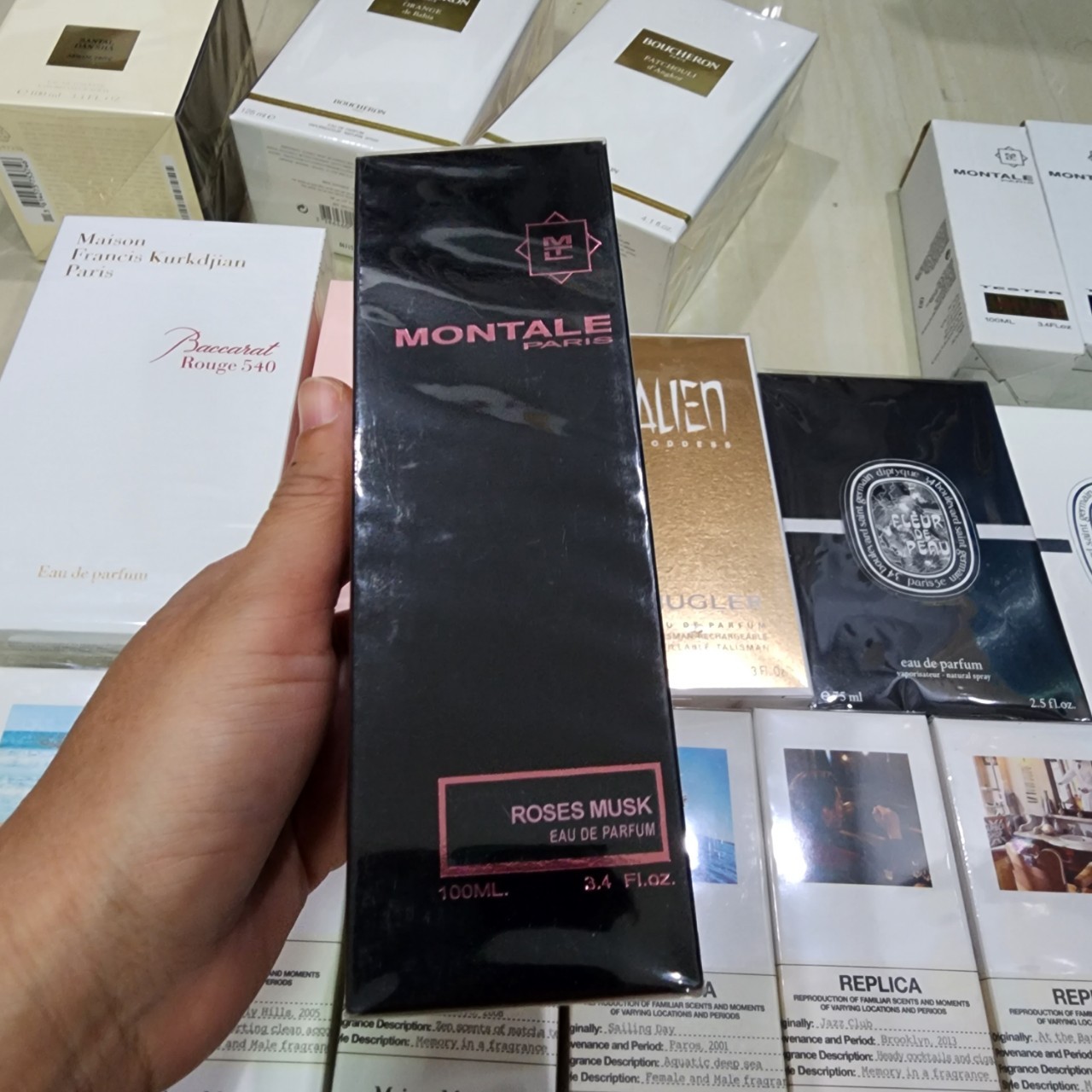 น้ำหอมแท้ Montale Rose Musk Eau De Parfum For Women And Men 100ml กล่องซีล + ถุงกระดาษ รหัส 26251233-17