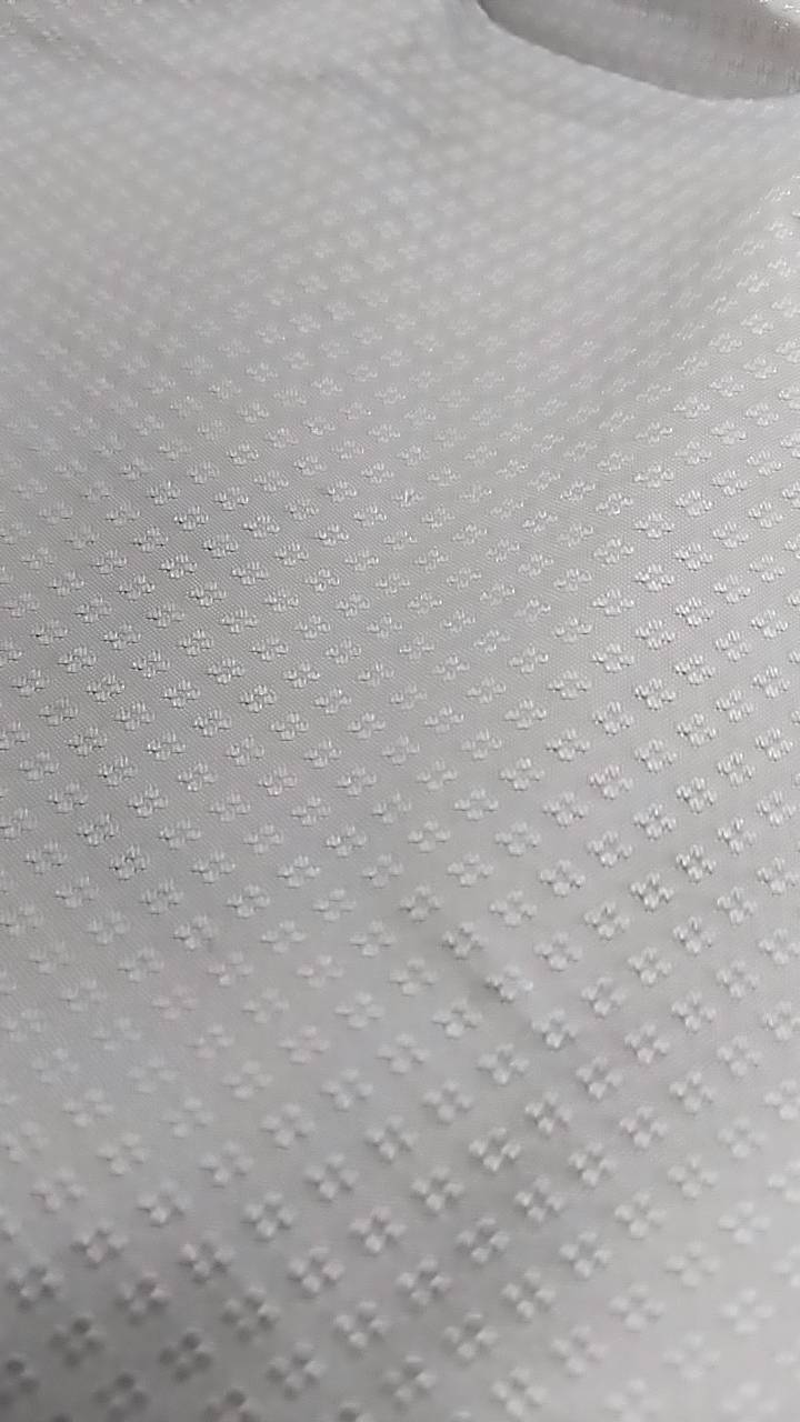 ผ้าไหมยกดอกพริกไทย สีพื้น ผ้าไหมแท้ 8ตะกอ สีขาวฟอก ไม่อาบน้ำยา ขายตามความยาวหลา รหัส B1-NY0421662