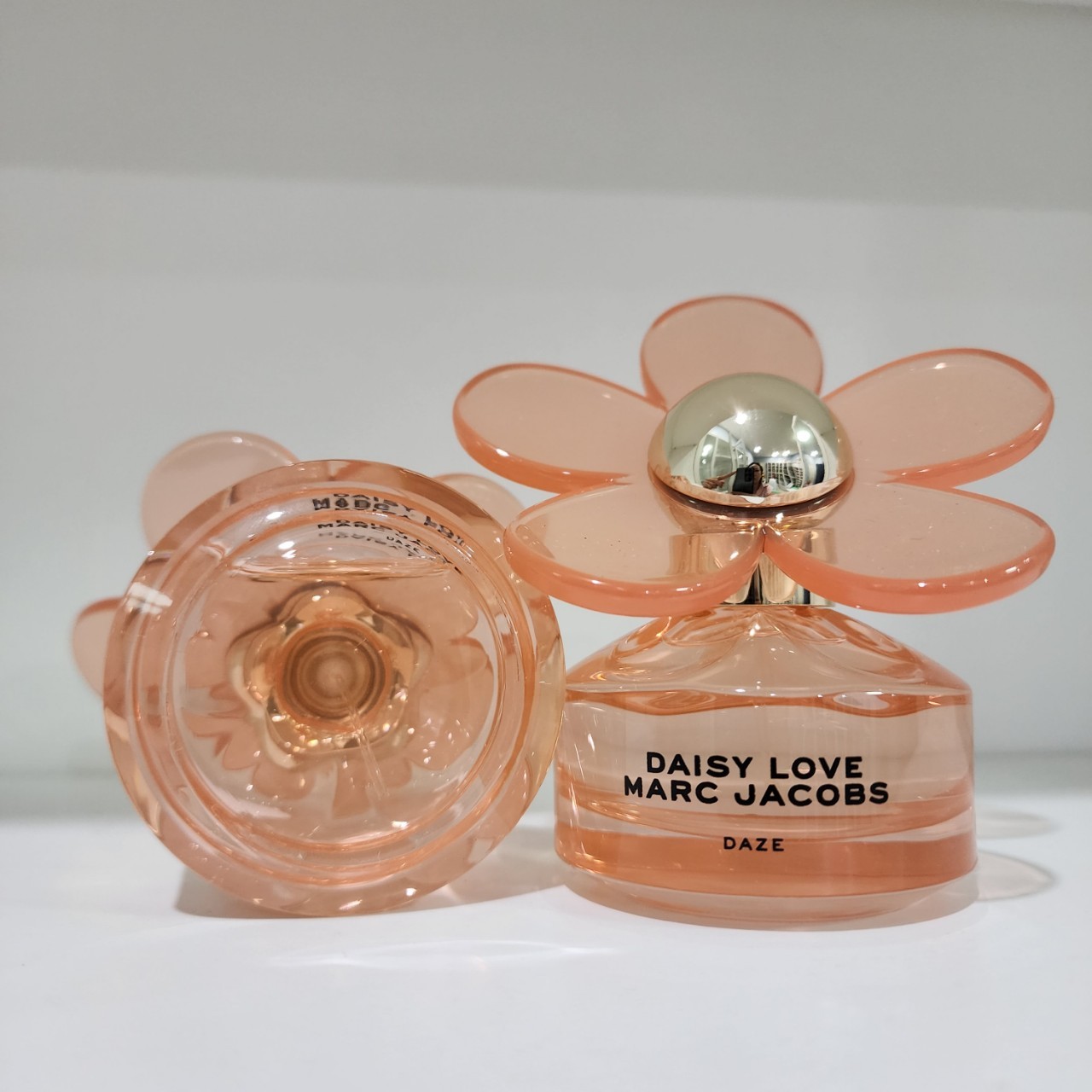 น้ำหอมแท้ Marc Jacobs Daisy Love Daze Eau de Toilette 50ml ไม่มีกล่องและสติ๊กเกอร์