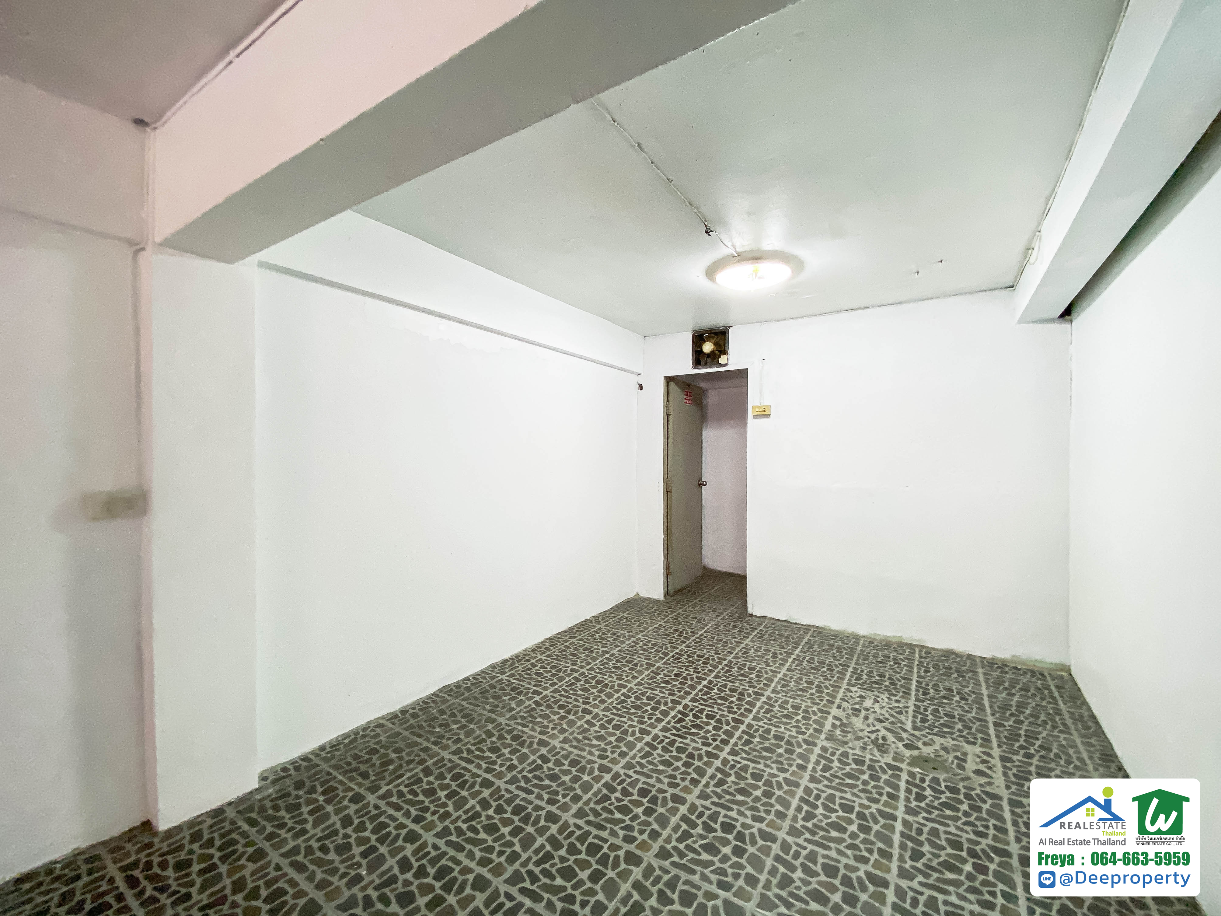 💵ขายถูก‼ ตึกแถว อาคารพาณิชย์ 4.5 ชั้น รวมดาดฟ้า ติดแยกเหม่งจ๋าย รัชดา ห้วยขวาง เหมาะซื้อเพื่อรีโนเวทขาย ปล่อยเช่า หรือ เปิดทำธุรกิจ คืนทุนเร็ว