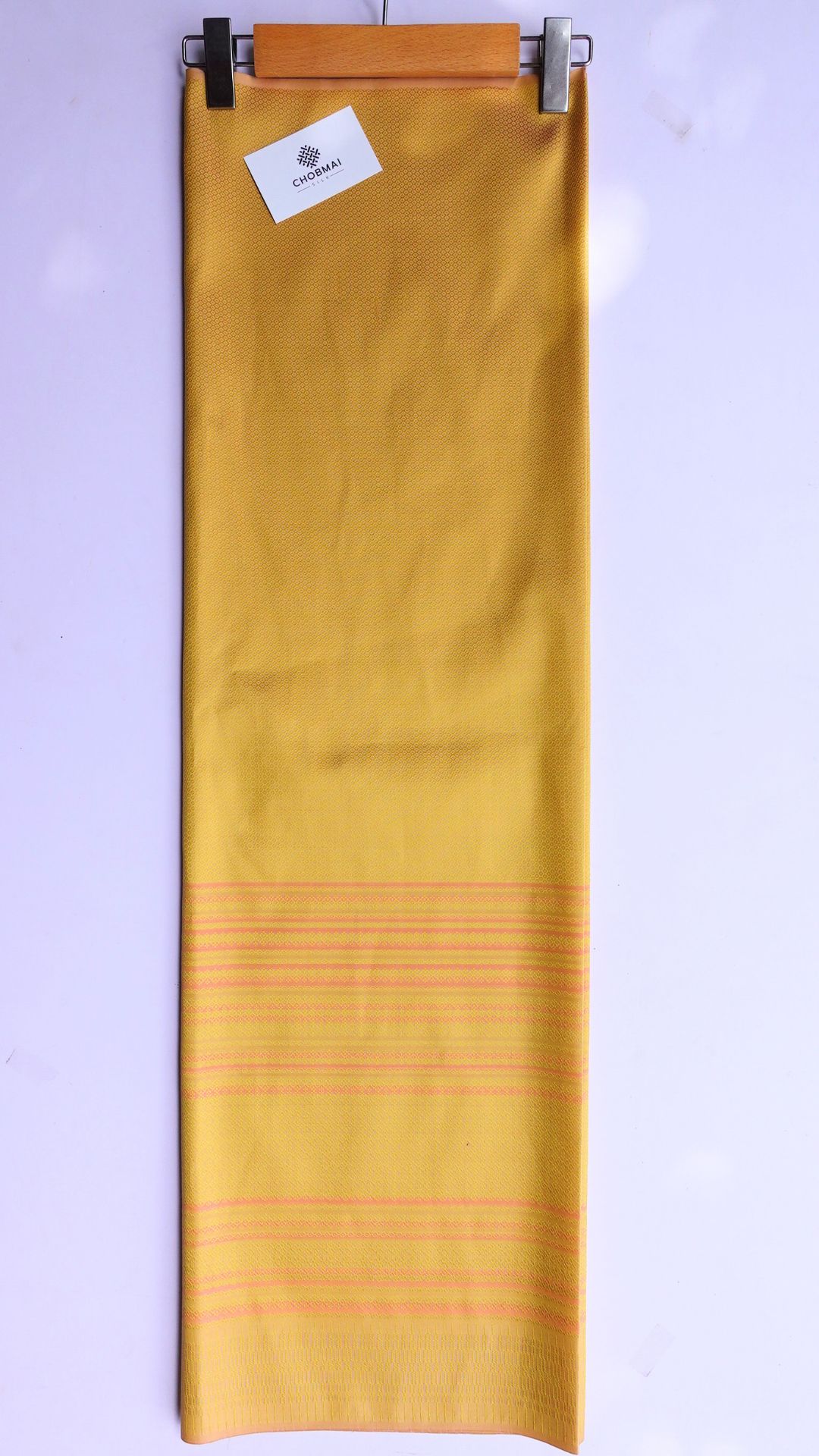 ซิ่น ผ้าไหม ยกดอกมีเชิง ผ้าไหมแท้ ขนาด 1x2หลา สีเหลือง รหัส B7-NY-0623686