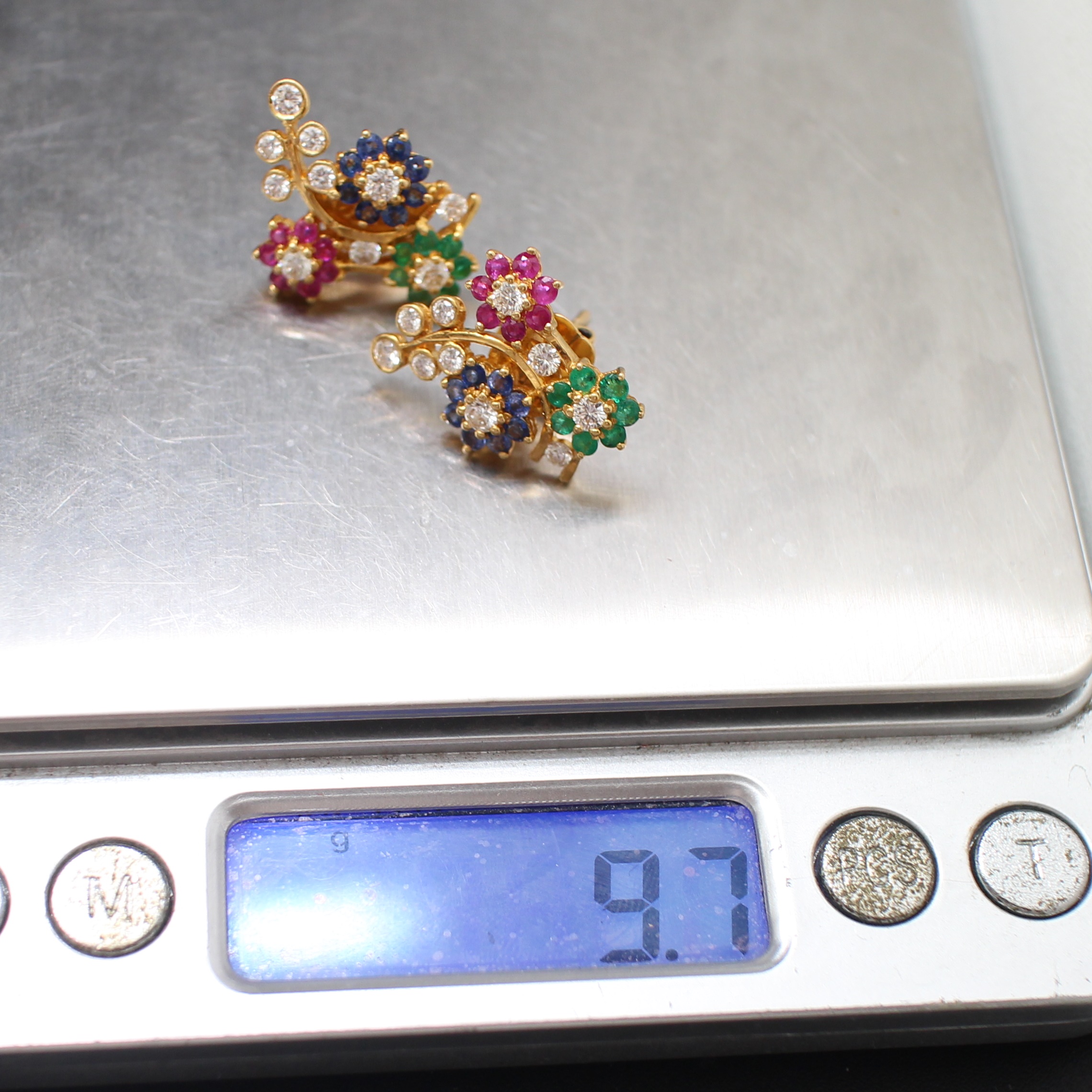 ER25113 ต่างหูดอกไม้พลอยหลากสี เพชรแท้ 0.81 กะรัต ทองแท้ 90% นน.รวม 9.7 กรัม