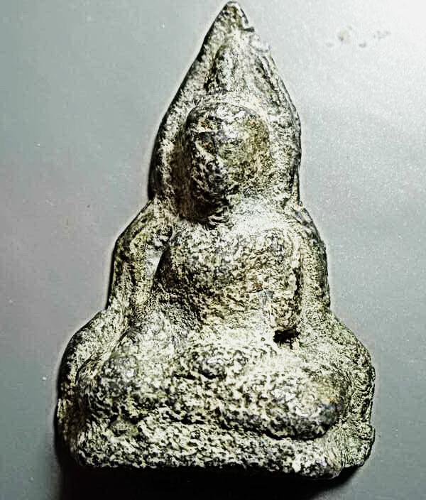 พระท่ากระดาน เนื้อชิน ไม่ทราบที่