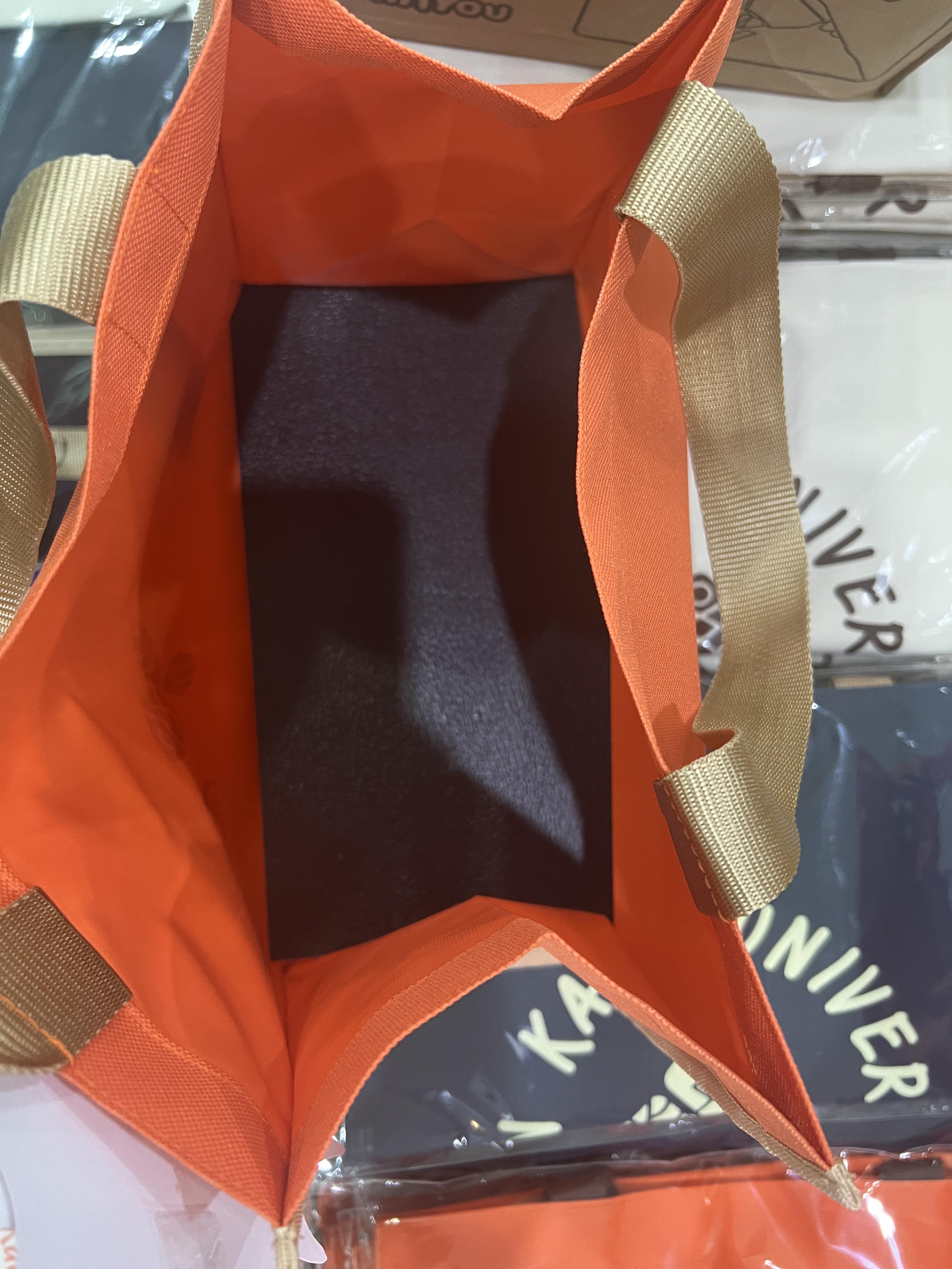 กระเป๋าผ้ากันน้ำขยายข้างแบบกว้าง