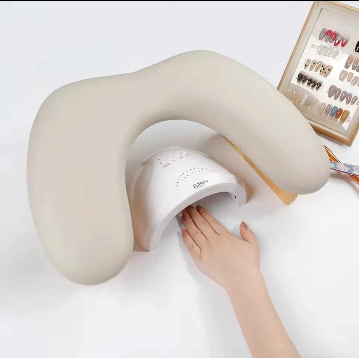 หมอนรองมือทำเล็บ หมอนรองแขน หนังPU ขาตั้งพับเก็บได้ มีให้เลือก3สี