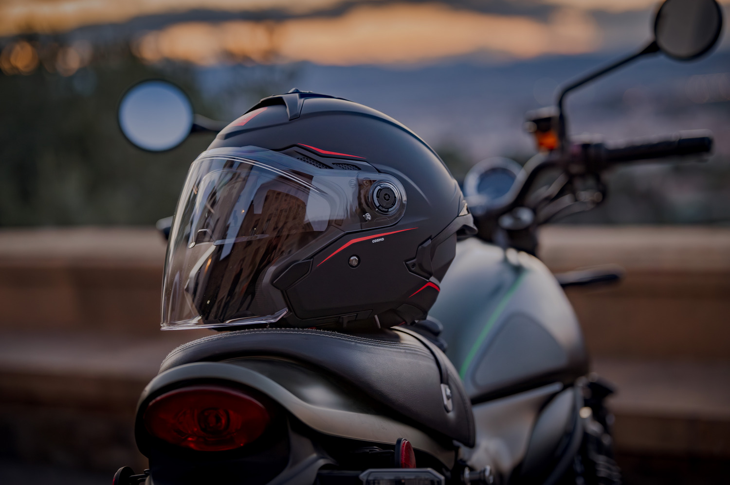 MT HELMETS - รุ่น COSMO SV (ECE 22.06) Solid Matt black ดำด้าน *ใส่แบรนด์อื่นอยู่ ต้องเพิ่ม 1 ไซส์*