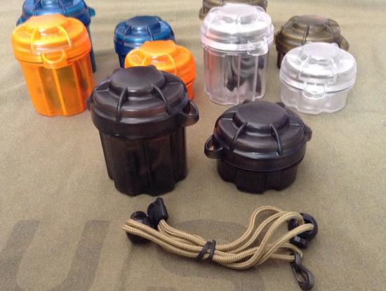 กล่องใส่ถ่าน CR123 กันน้ำ ของค่าย EDC gear