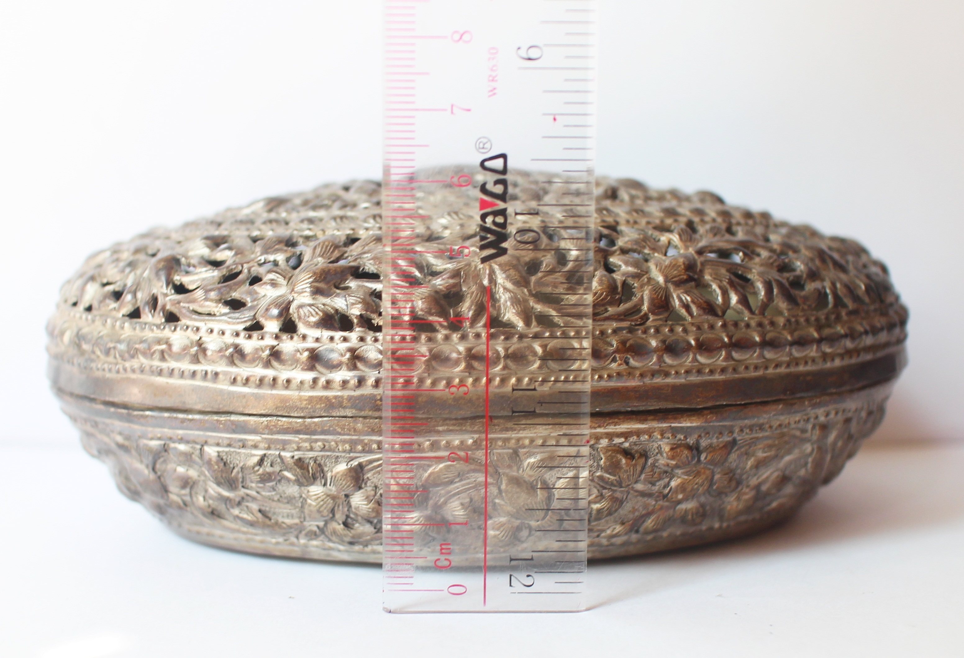 SI118 ตลับเงินดุลลายดอกไม้ กระต่าย เงินแท้ 92.5% นน. 147.2 กรัม ขนาด 14.5x6 cm.