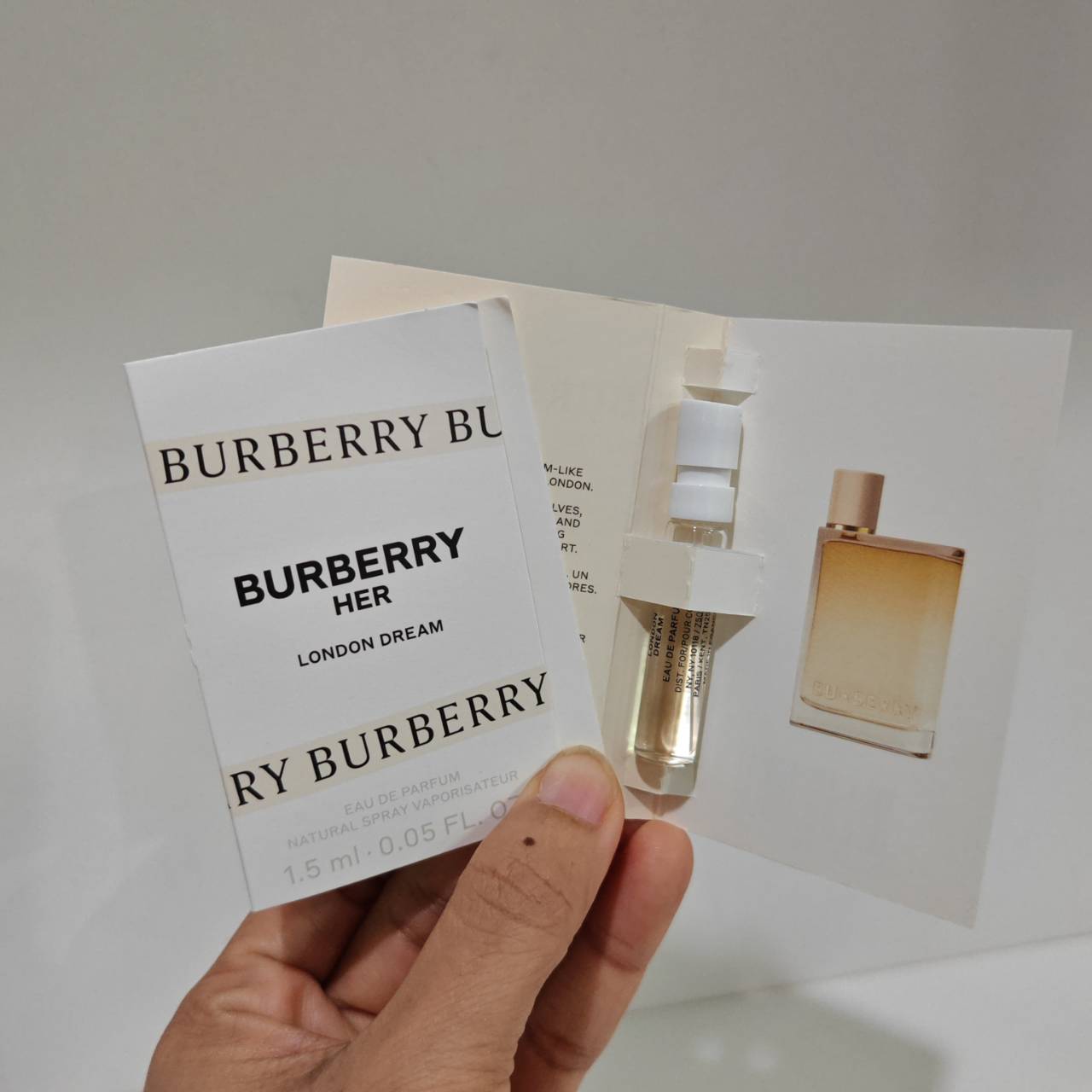 น้ำหอมไวออลหลอดทดลอง Burberry Her London Dream ไวออล 1.5ml Spray Sample Vial แบบหลอดทดลอง น้ำหอมไวออลแบบหลอด