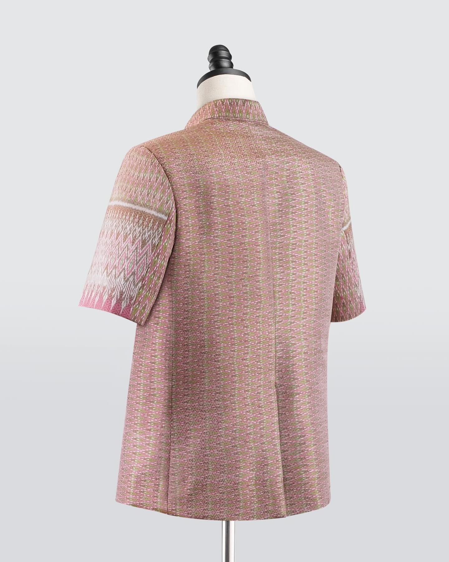 แบบตัด สูทชาย ปกซาฟารี แขนสั้น กระดุมจีน chobmai x JHN รหัส SCT-51-092167