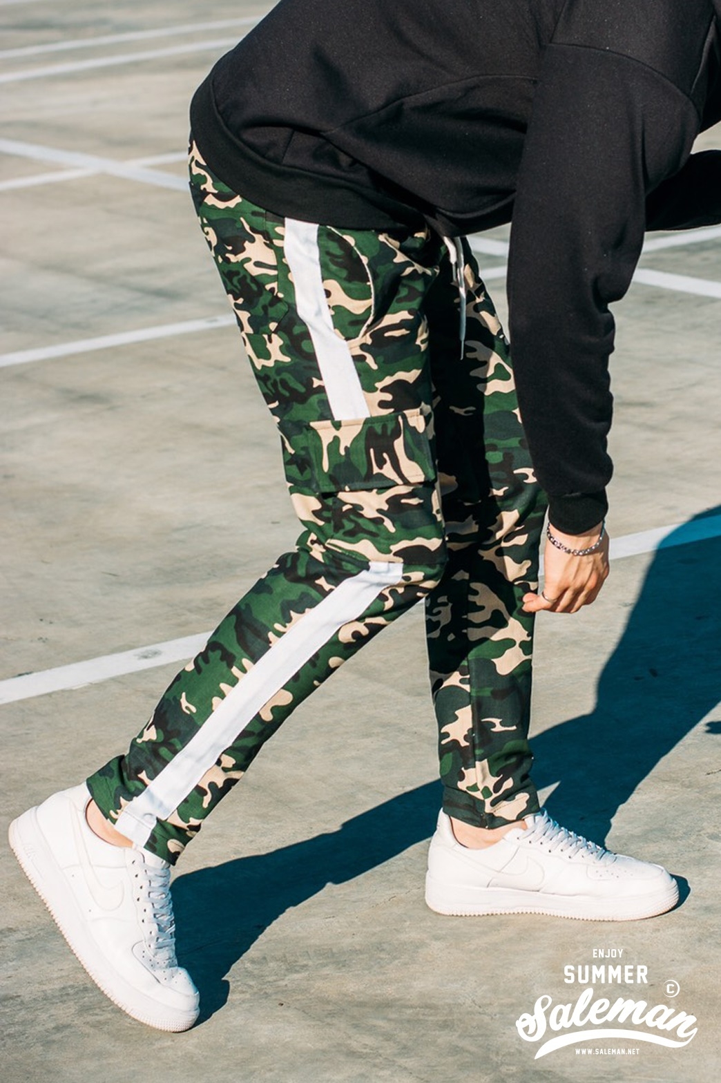 กางเกง Jogger ขาจั๊ม พรีเมี่ยม ผ้า วอร์ม รหัส WT 680 W สีทหารเขียว แถบขาว